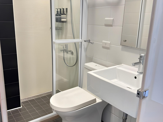Bathroom 5, Cattail pocket Inn, Taipei City