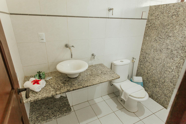 Bathroom 3, Chalet Suisse, Natal