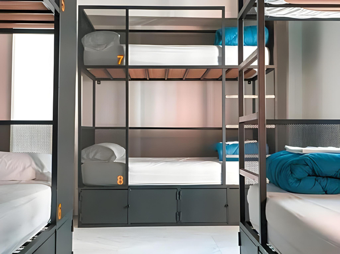Bedroom, JOY Setas Coworking, Sevilla