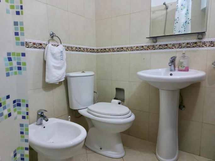 Bathroom, Hotel Villa Aljor, Kavajës