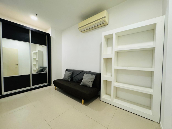 Bedroom 2, Arcoris Residence Mont Kiara by DeUrban, Kuala Lumpur