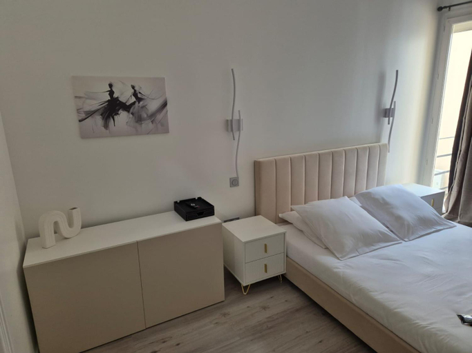 Others 3, Villa Berlioz, Alpes-Maritimes