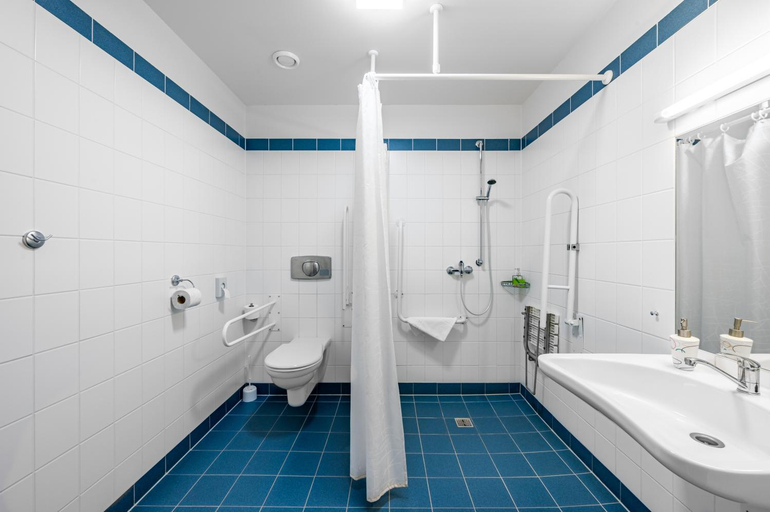 Bathroom 3, Centrum Mariapoli, Praha 19