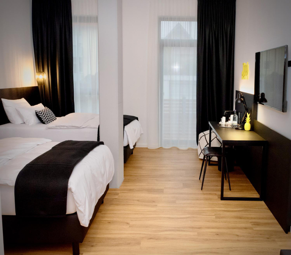 Bedroom 3, Hotel Merian, Bodenseekreis
