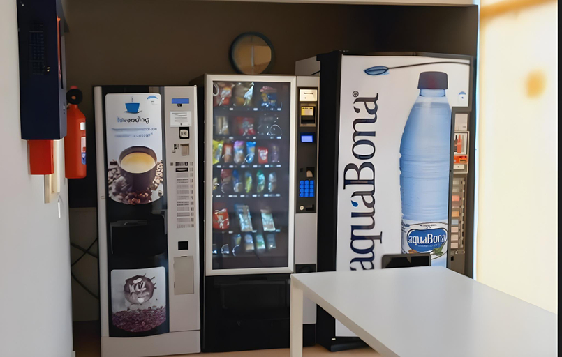 Food & Drinks, Hostal Aravaca , Madrid