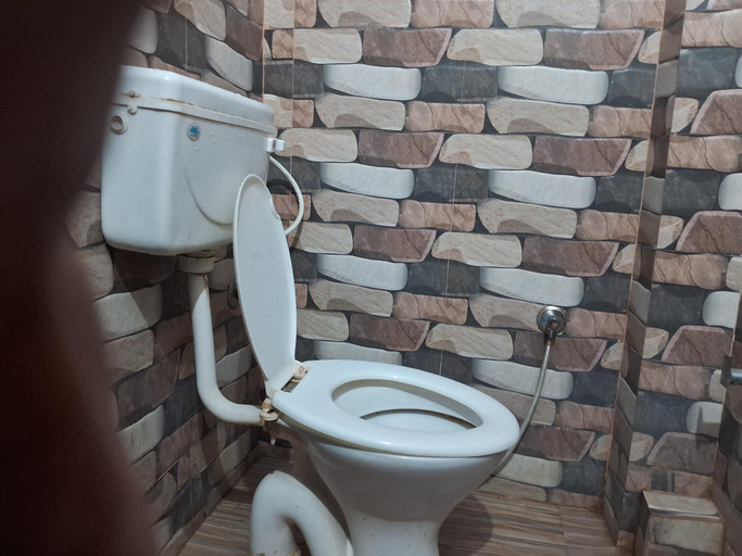 Bathroom, HOTEL RENUKA, Varanasi