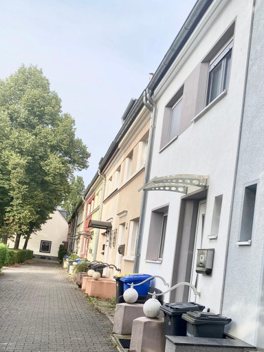 Others 4, Ruhige Gastezimmer in Bonn mit Gemeinschaftsbad & Kuche, Bonn