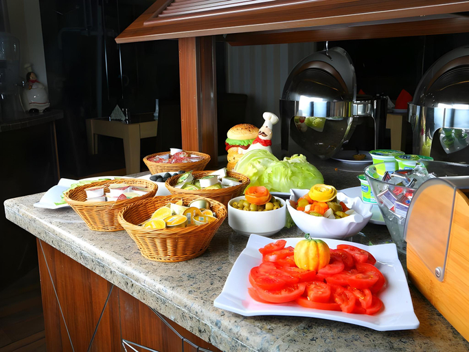 Food & Drinks 4, Land Beach Al Aqiq, Riyadh