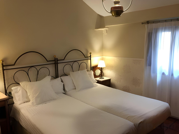 Bedroom 3, Hotel Palacio de Santa Ines, Granada