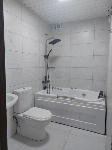 Bathroom 4, Batomi hotel, Batumi