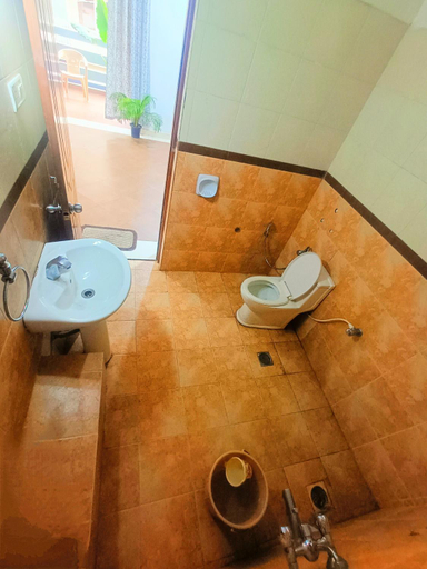 Bathroom, Calangute in Guest House, North Goa