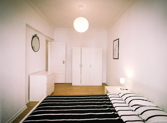 Others 4, Queluz Apartment, Sintra