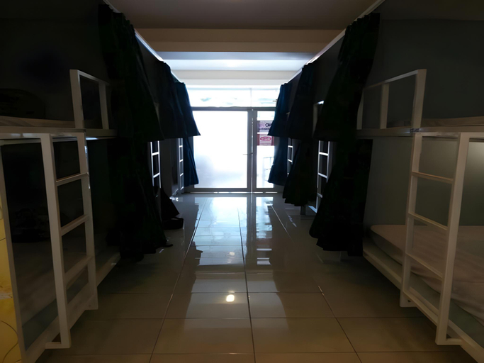 Others 5, Butik Capsule Hostel, Malang