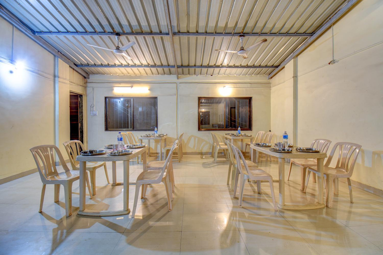 Food & Drinks 5, Hotel Padmavati Palace, Satara