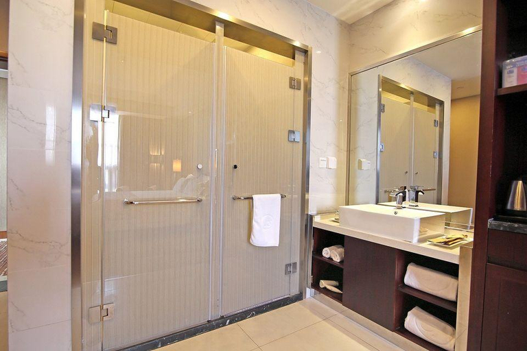 Bathroom, Baolong Homelike Hotel Shanghai Changxing Branch, Shanghai