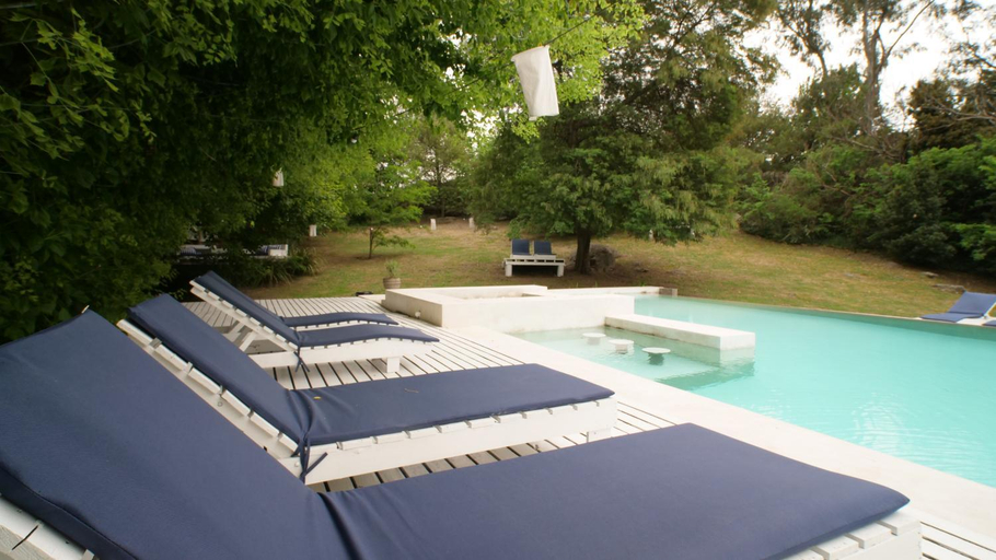 Others 2, Mandarina suites, Tandil
