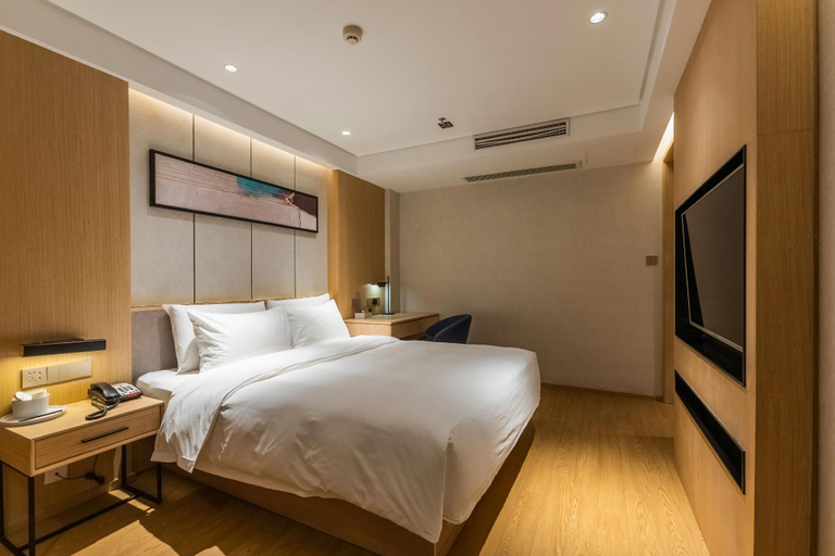 Bedroom 2, Atour Hotel Wuxi Babaiban Center Boleshi, Wuxi