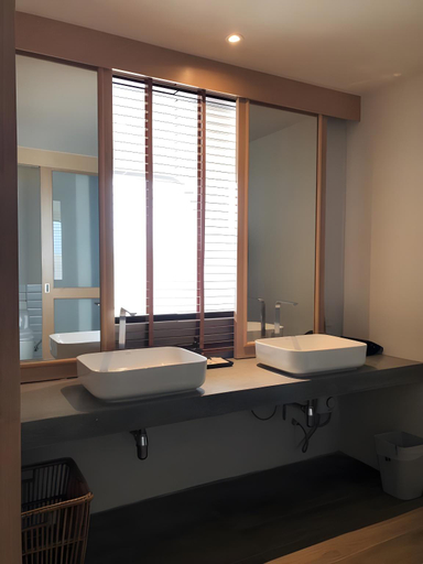 Bathroom 5, Punnpreeda Beach Resort, Ko Samui
