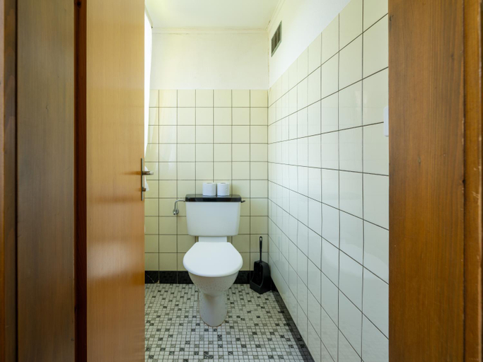 Bathroom 3, Berggasthaus Holzegg - Accessible Only by Cable Car, Schwyz