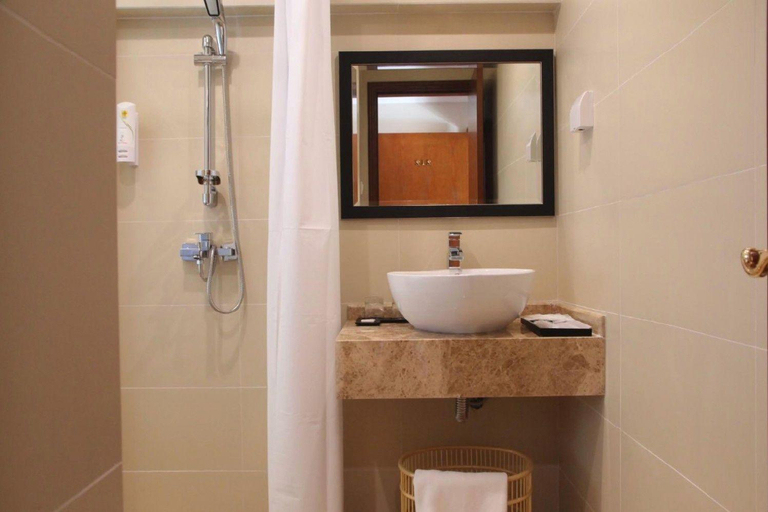 Bathroom 5, Shanghai Former French Concession Garden Hotel, Shanghai