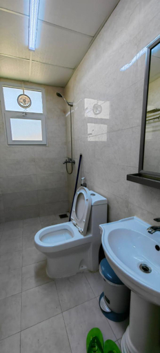Bathroom 3, amwaj hotel, Marbat