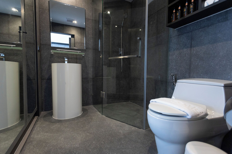 Bathroom, 600m to beach New City gate P214 c60, Pulau Phuket