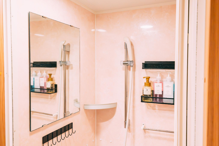 Bathroom 5, Tokyo Guesthouse HIVE, Chiyoda