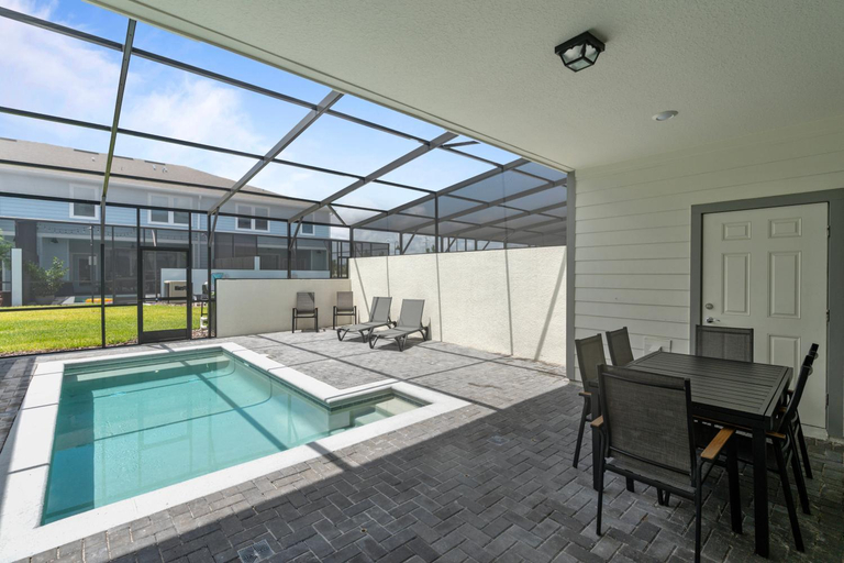 Facilities 1, 5BR house with spa near Disney area, Polk