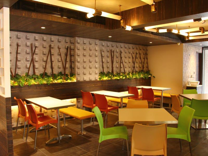 Food & Drinks 5, Kells Hotel and Restaurant, Ahmadabad