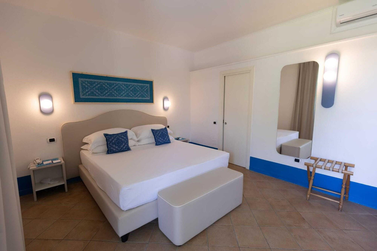 Bedroom 3, Riva Di Palo Resort, Roma
