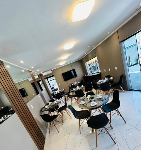 Others 5, Hotel Aris, Porto União
