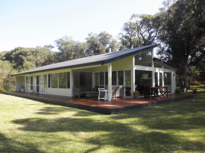 Others 3, Prevelly Beach Retreat, Augusta-Margaret River