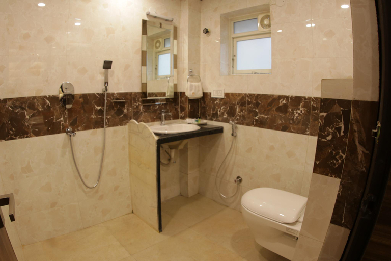 Bathroom 4, HOTEL ROYAL CASTLE, Kolkata