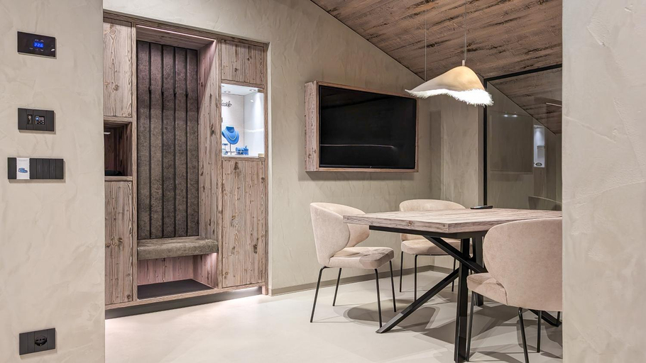 Bedroom 4, Mo.he Boutique Hotel, Sondrio