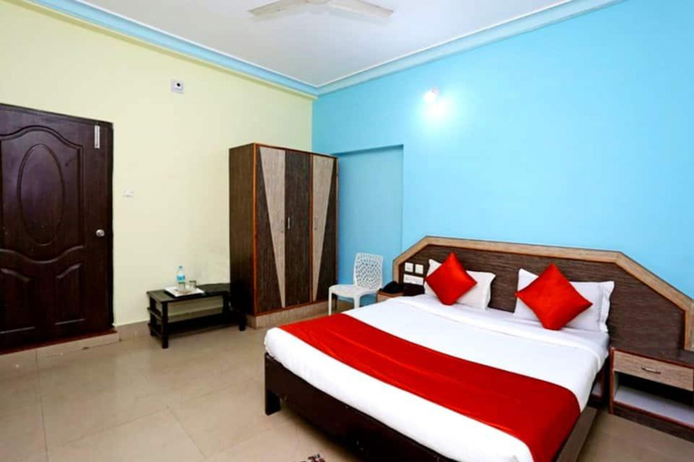 Bedroom 3, Goroomgo Dittu Holiday Inn Puri, Puri