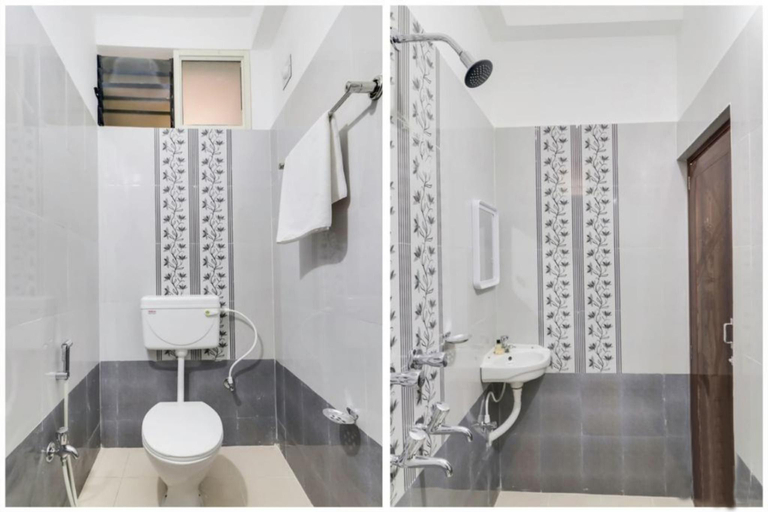 Bathroom, Goroomgo Vaiko Bhubaneshwar, Khordha