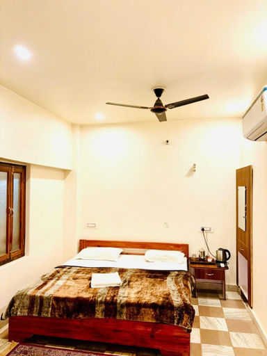 Bedroom 3, Narayana Haveli, Varanasi