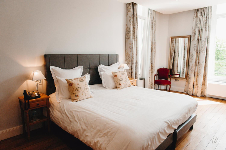 Bedroom 3, Hotel Chateau de la Marliere, Nord