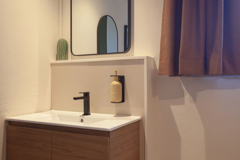 Bathroom 4, Little Drifter Glebe, Sydney