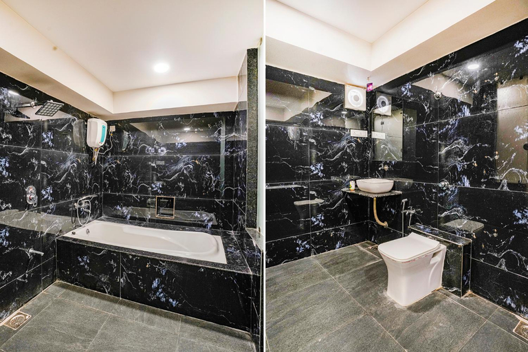 Bathroom 4, Fabhotel Sr Naroda, Ahmadabad