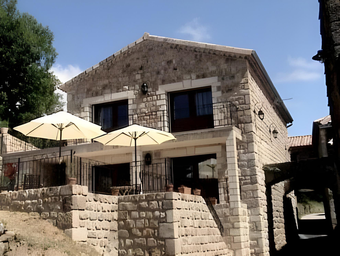Exterior & Views 2, Aux Vieux Arceaux, Ardèche
