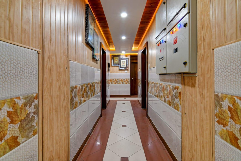 Public Area 2, Hotel Ashray Near Temple & Behind Swargadwar Beach Puri By Morservices, Puri