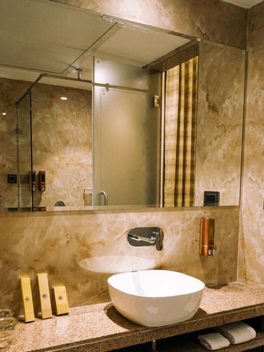 Bathroom 5, Enrise by Sayaji Nagpur, Nagpur