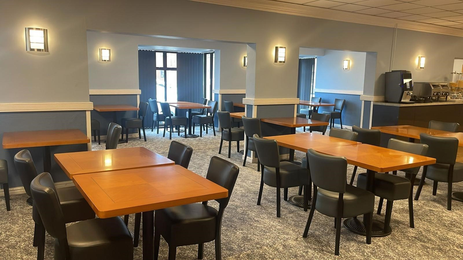 Food & Drinks 4, Britannia Wigan Hotel, Wigan