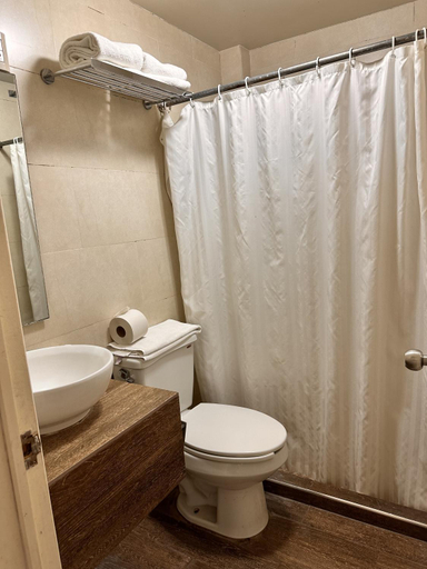 Bathroom 4, Hotel Del Fresno, Fresnillo