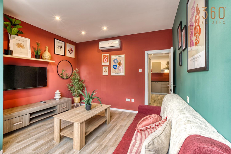 Bedroom 4, Central Paceville Penthouse + Terrace & City Vibes, St Julian's