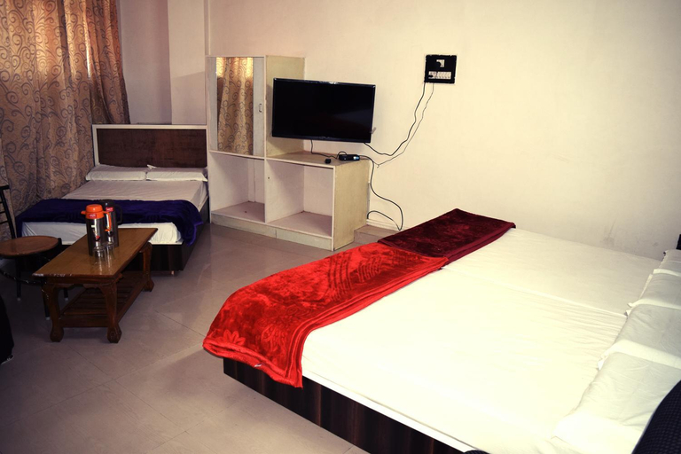 Bedroom, Hotel Gokul, Kota