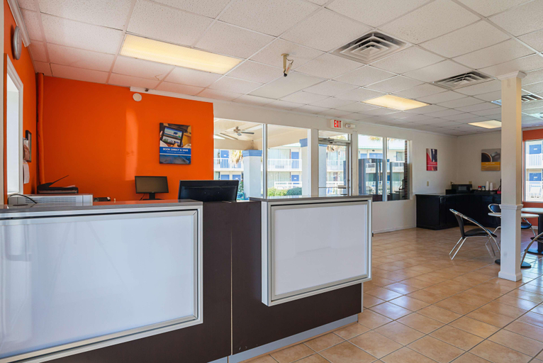 Public Area 3, Motel 6 Tifton, GA, Tift