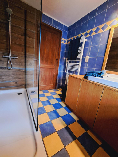 Bathroom 4, Gîte Al Fontaine - La Roche-en-Ardenne, Luxembourg