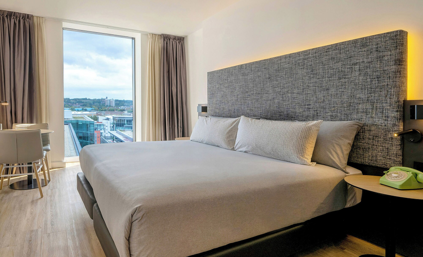 Bedroom 3, INNSiDE by Meliá Liverpool, Sefton